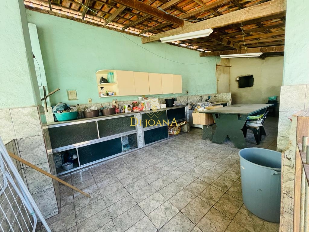 Casa à venda com 3 quartos, 360m² - Foto 10