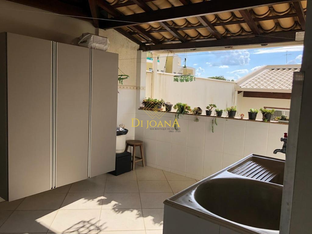 Casa à venda com 3 quartos, 360m² - Foto 21