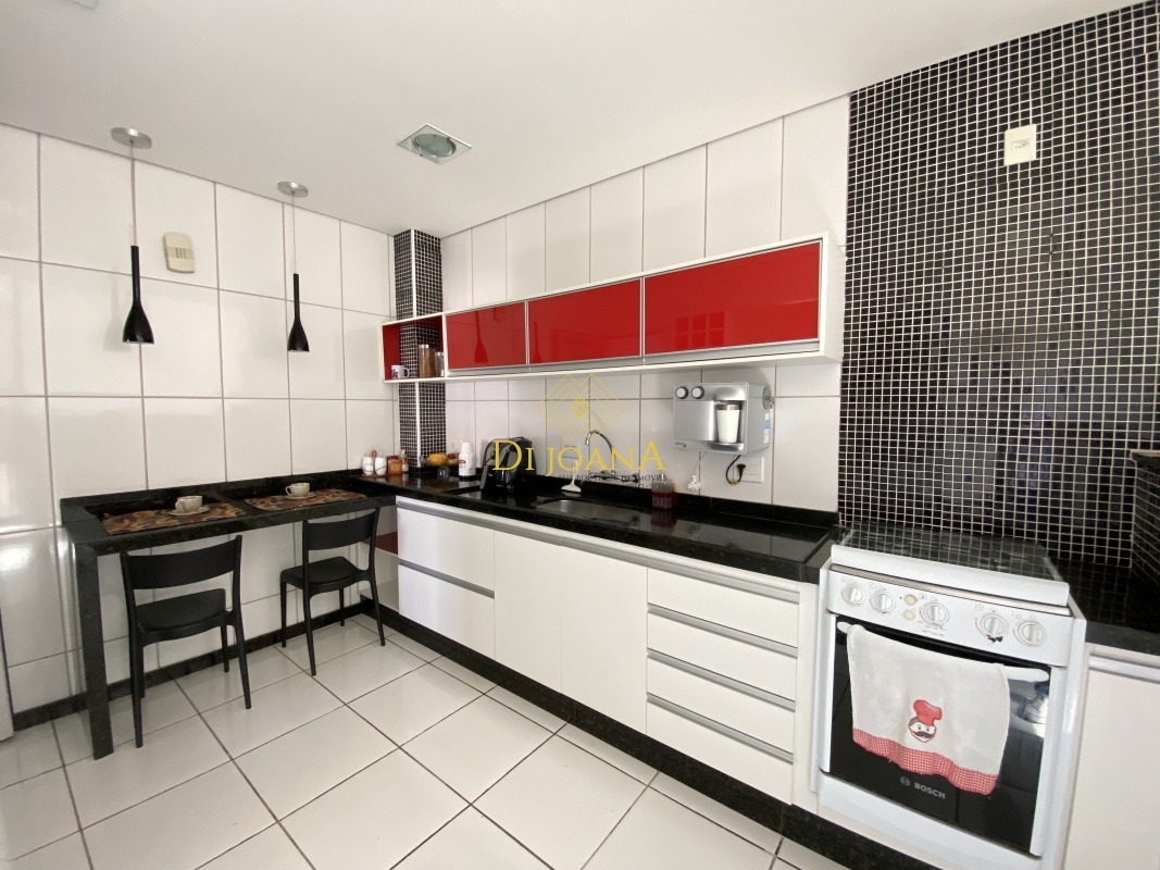 Apartamento à venda com 2 quartos, 75m² - Foto 1