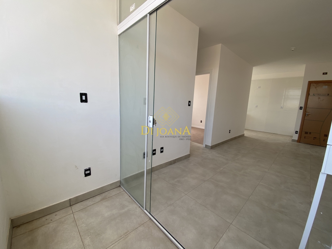 Apartamento à venda com 2 quartos, 68m² - Foto 5