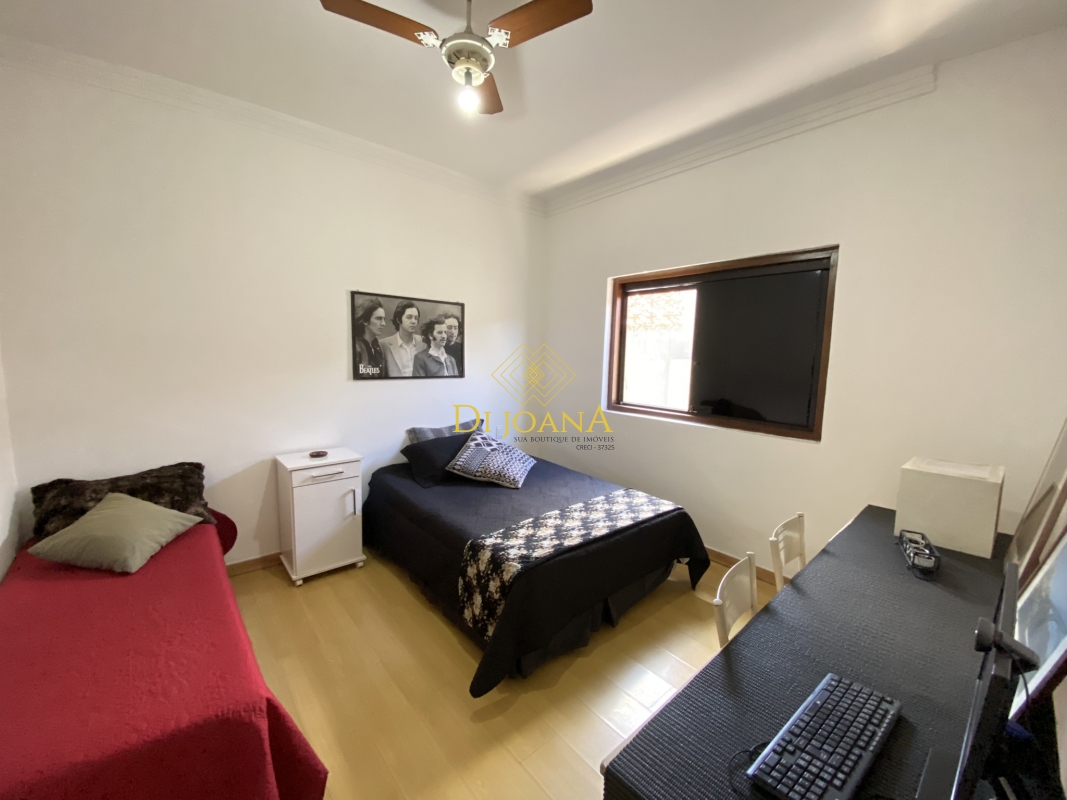 Casa à venda com 3 quartos, 360m² - Foto 15