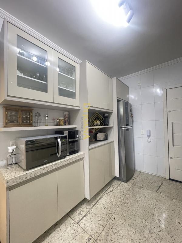 Apartamento à venda com 3 quartos, 110m² - Foto 21