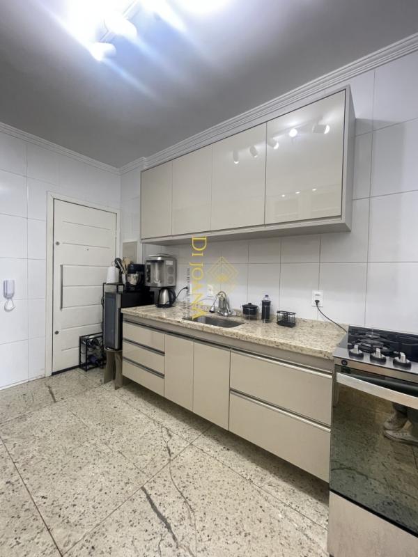 Apartamento à venda com 3 quartos, 110m² - Foto 17