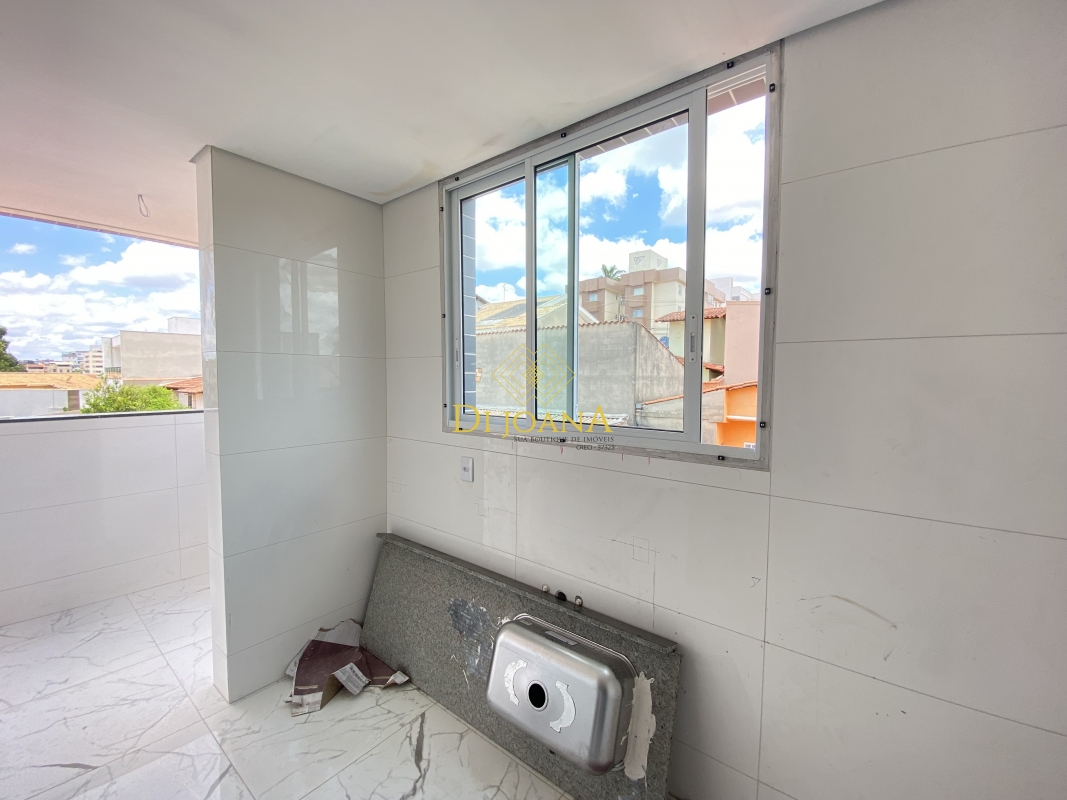 Cobertura à venda com 4 quartos, 200m² - Foto 5