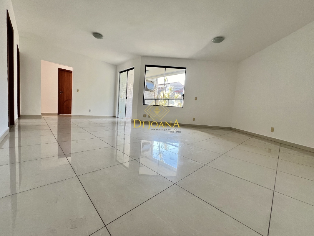 Apartamento à venda com 3 quartos, 117m² - Foto 2