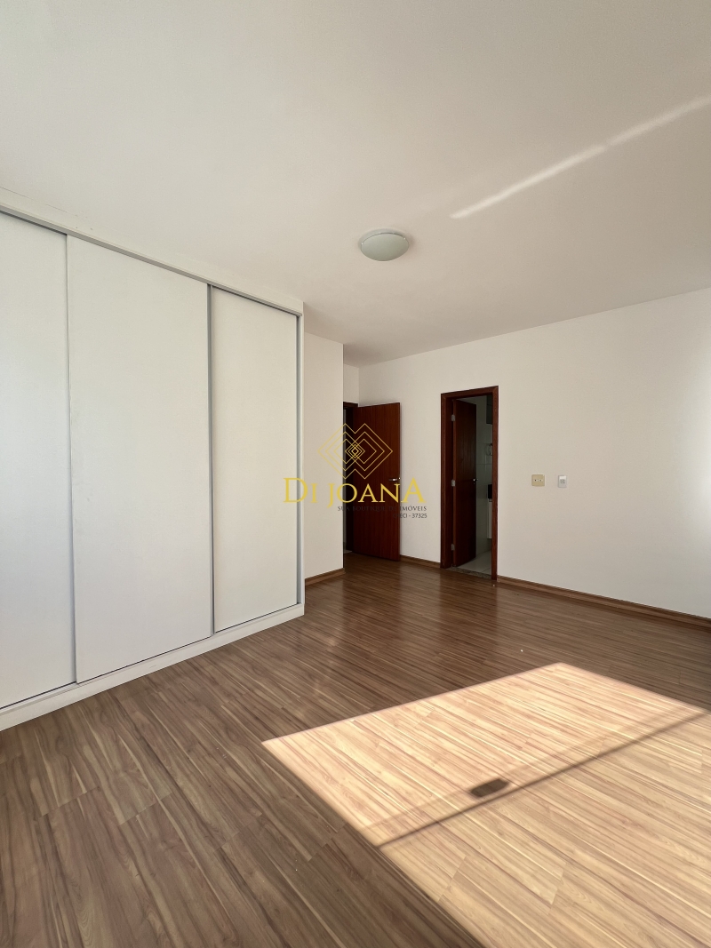 Apartamento à venda com 3 quartos, 117m² - Foto 12