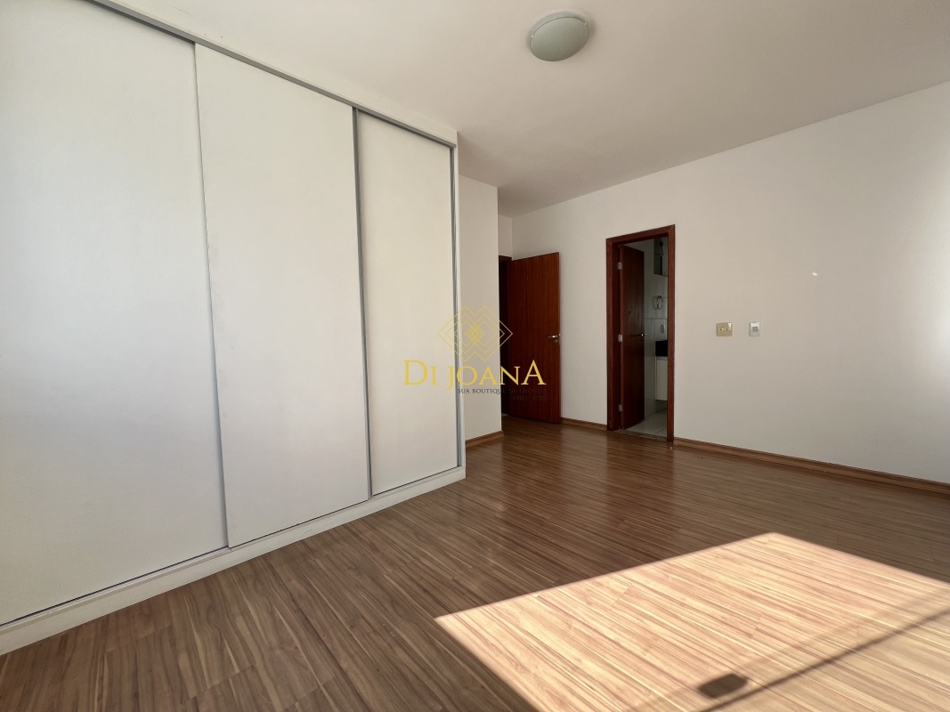 Apartamento à venda com 3 quartos, 117m² - Foto 13