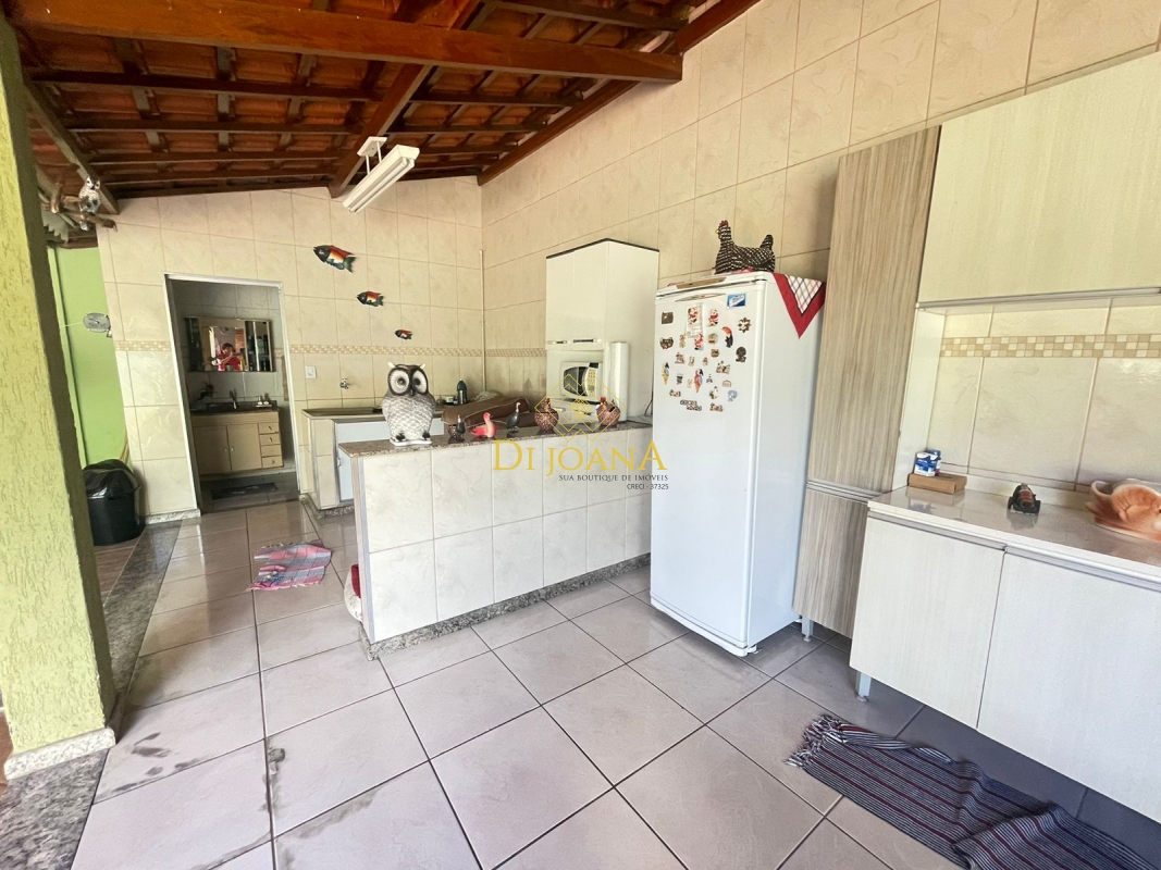 Casa à venda com 4 quartos, 360m² - Foto 16