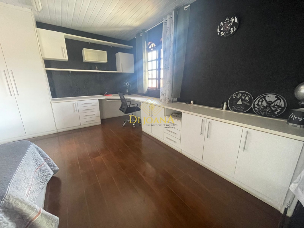 Casa à venda com 4 quartos, 360m² - Foto 9