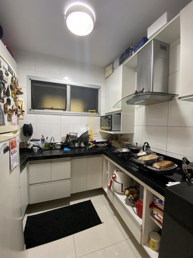 Apartamento à venda com 3 quartos, 98m² - Foto 10