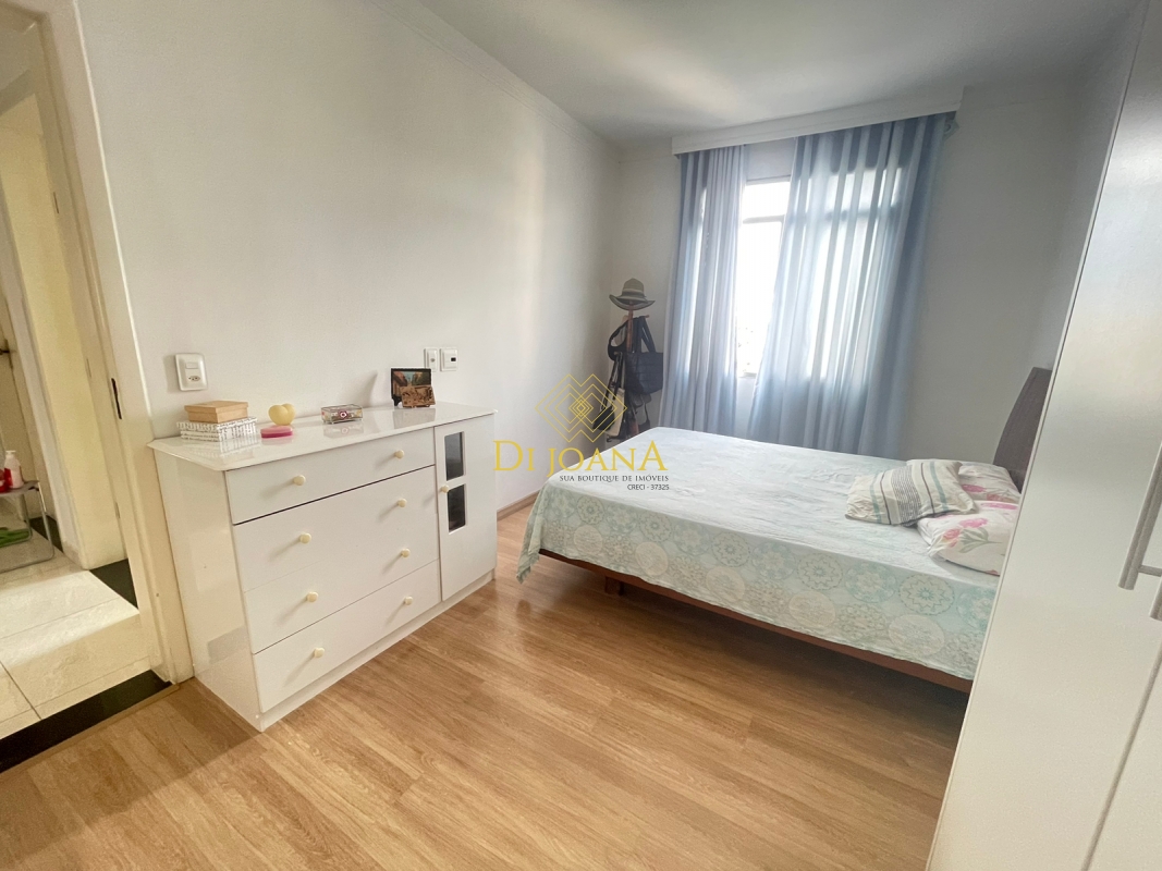 Apartamento à venda com 3 quartos, 125m² - Foto 5