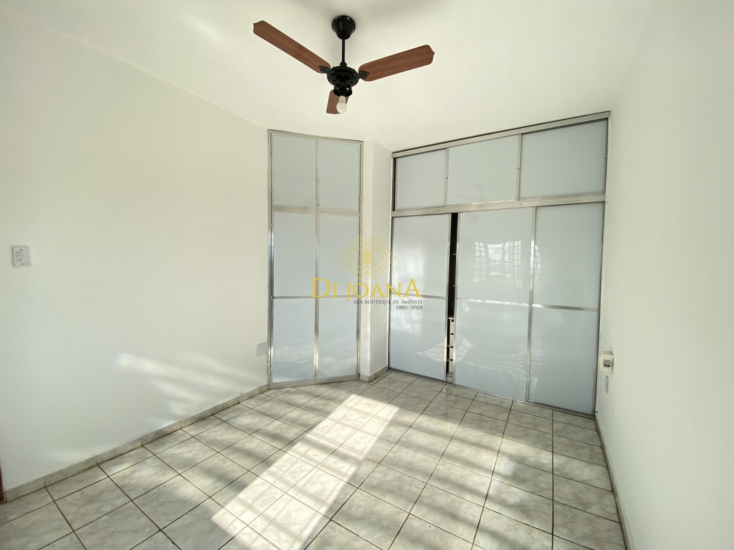 Casa à venda com 3 quartos, 360m² - Foto 16