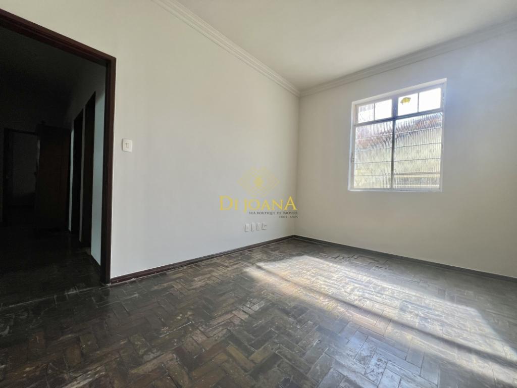 Casa à venda com 3 quartos, 338m² - Foto 12